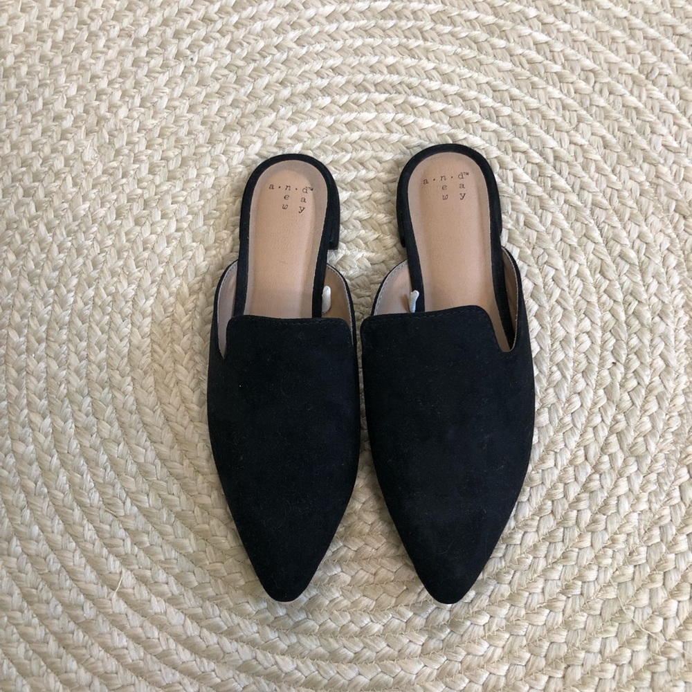 Slip on flats
